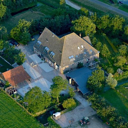 Boerderij De Fryhof Bed and Breakfast Grootschermer Exterior foto